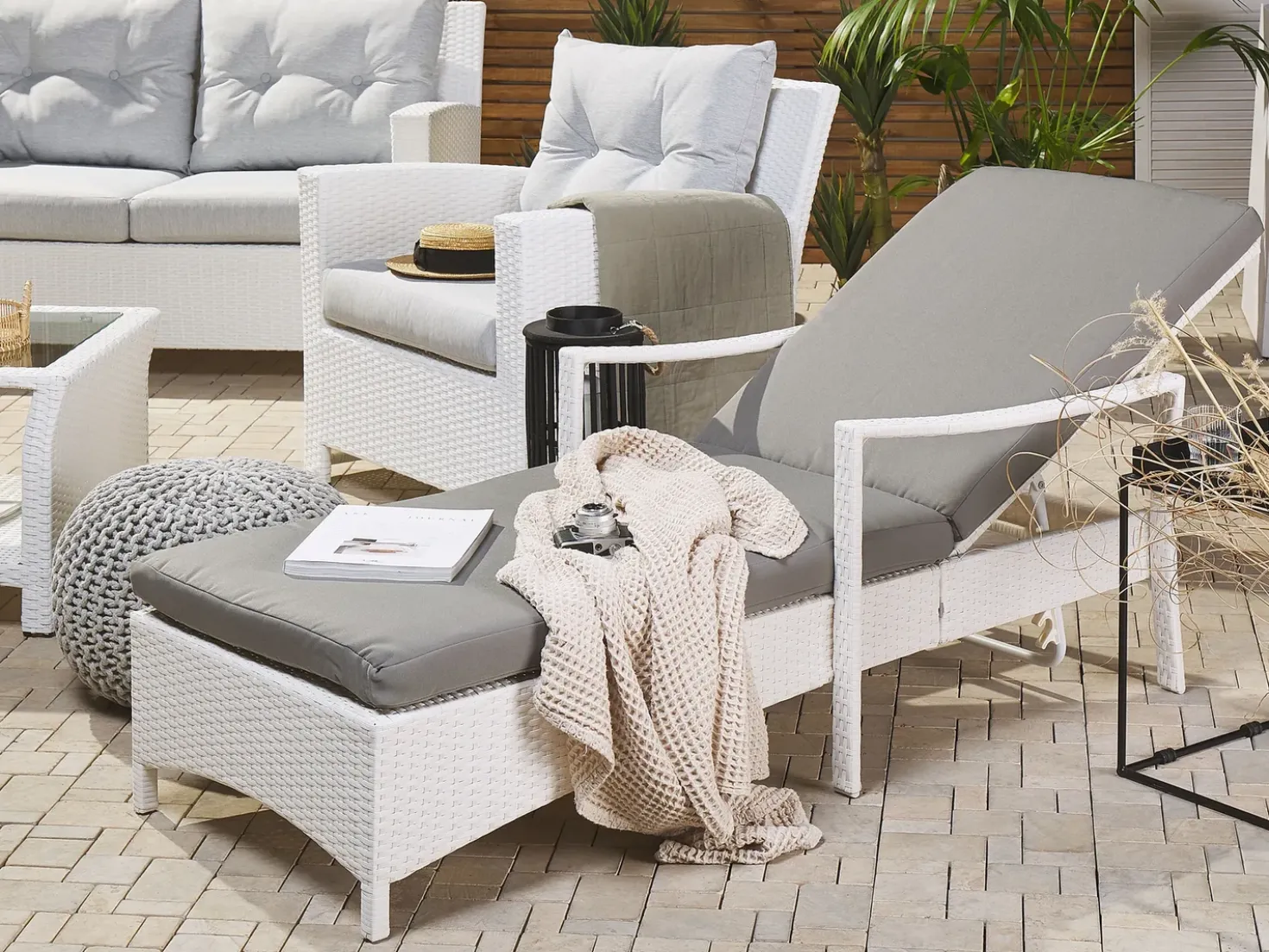 Lettino Prendisole con Cuscino VASTO Rattan sintetico (PE) Bianco