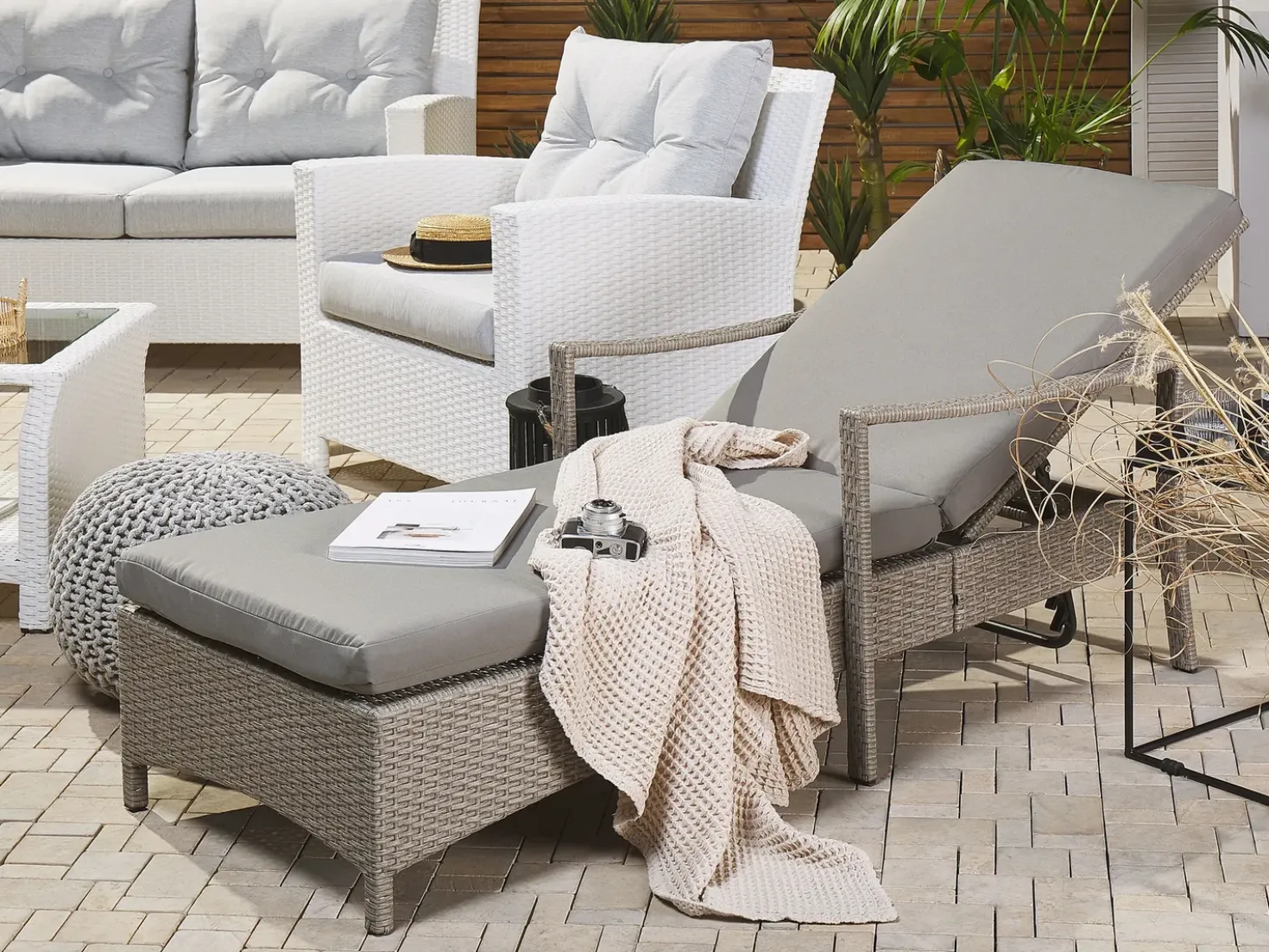 Lettino Prendisole con Cuscino VASTO Rattan sintetico (PE) Tortora