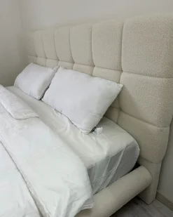 Letto Bouclé CRESSAT 180 x 200 cm Bianco sporco
