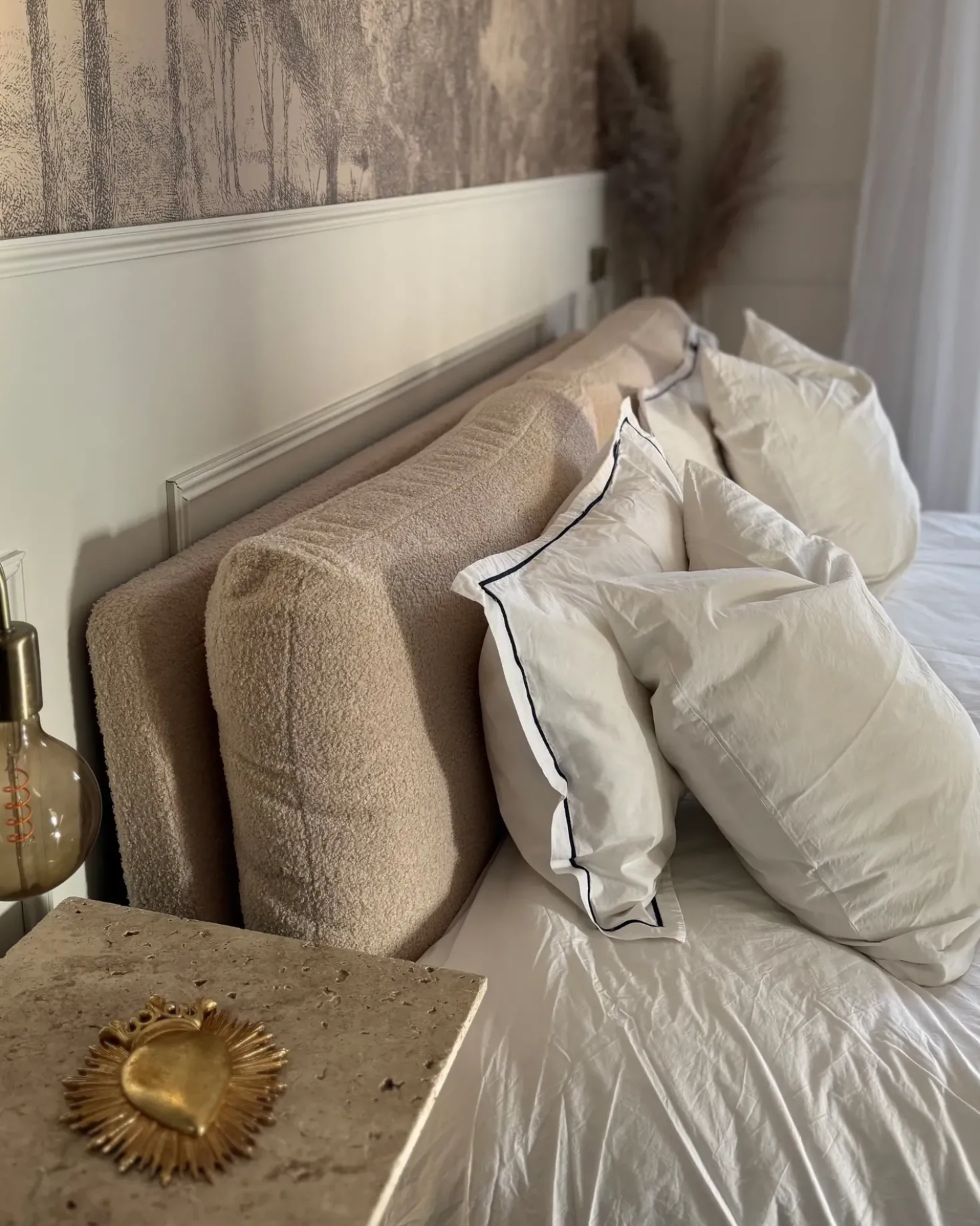Letto Bouclé MELLE 180 x 200 cm Beige