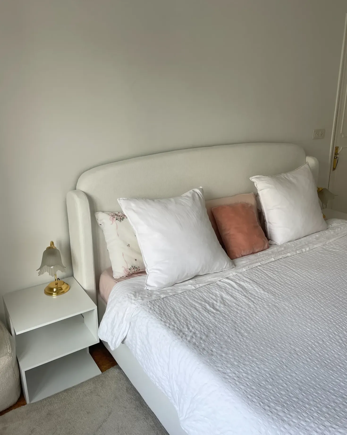 Letto contenitore Tessuto BERNAY 180 x 200 cm Bianco sporco