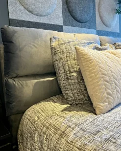 Letto contenitore Velluto BATILLY 180 x 200 cm Grigio