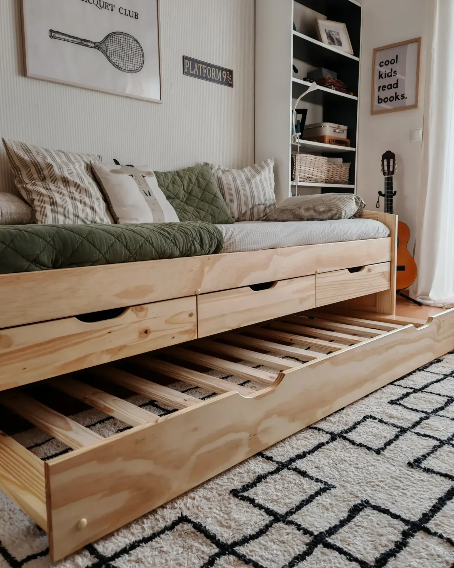 Letto estraibile Legno di pino PETIVILLE 90 x 200 cm Marrone chiaro