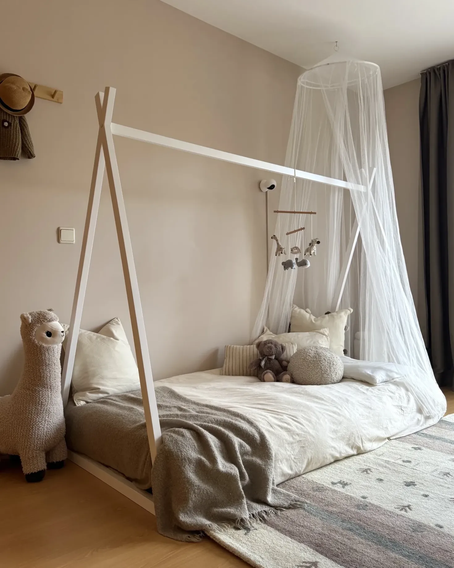 Letto per bambini Tenda Tipi Legno di pino SAURAT 90 x 200 cm Bianco