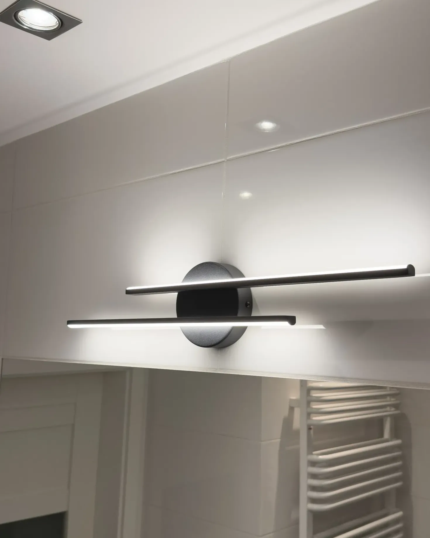 Luce LED per quadri e specchi TOUQUES Metallo Nero
