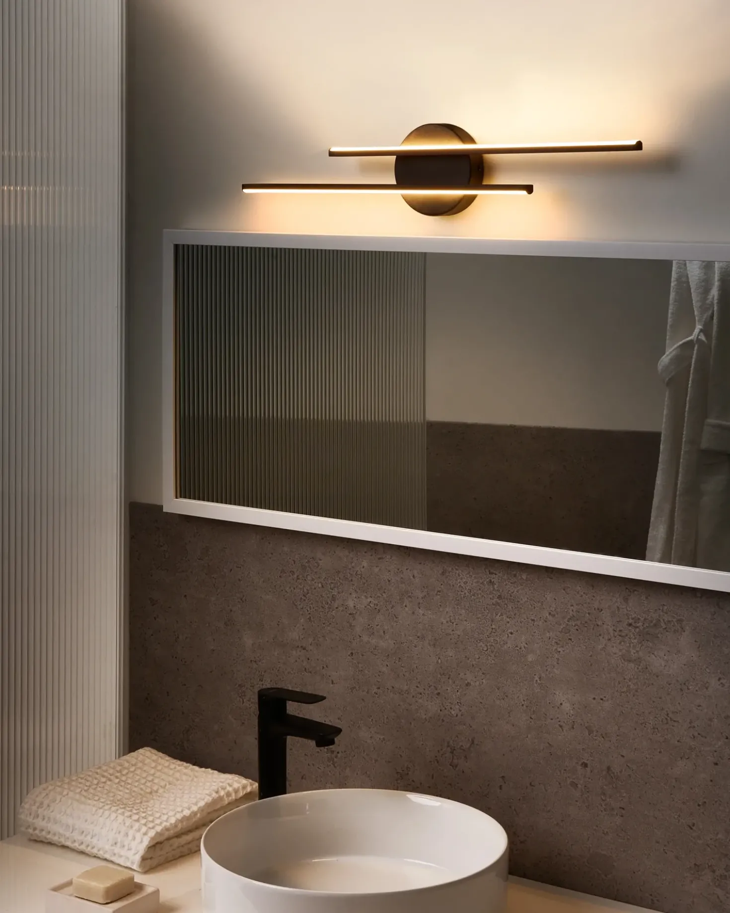 Luce LED per quadri e specchi TOUQUES Metallo Nero