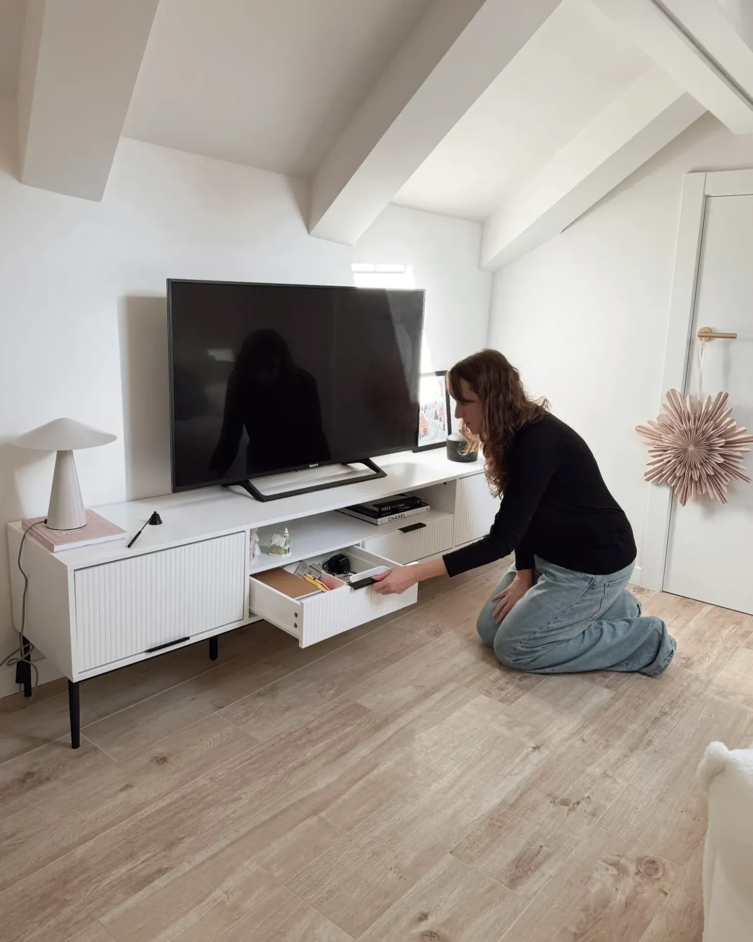 Mobile TV LEDUC Bianco