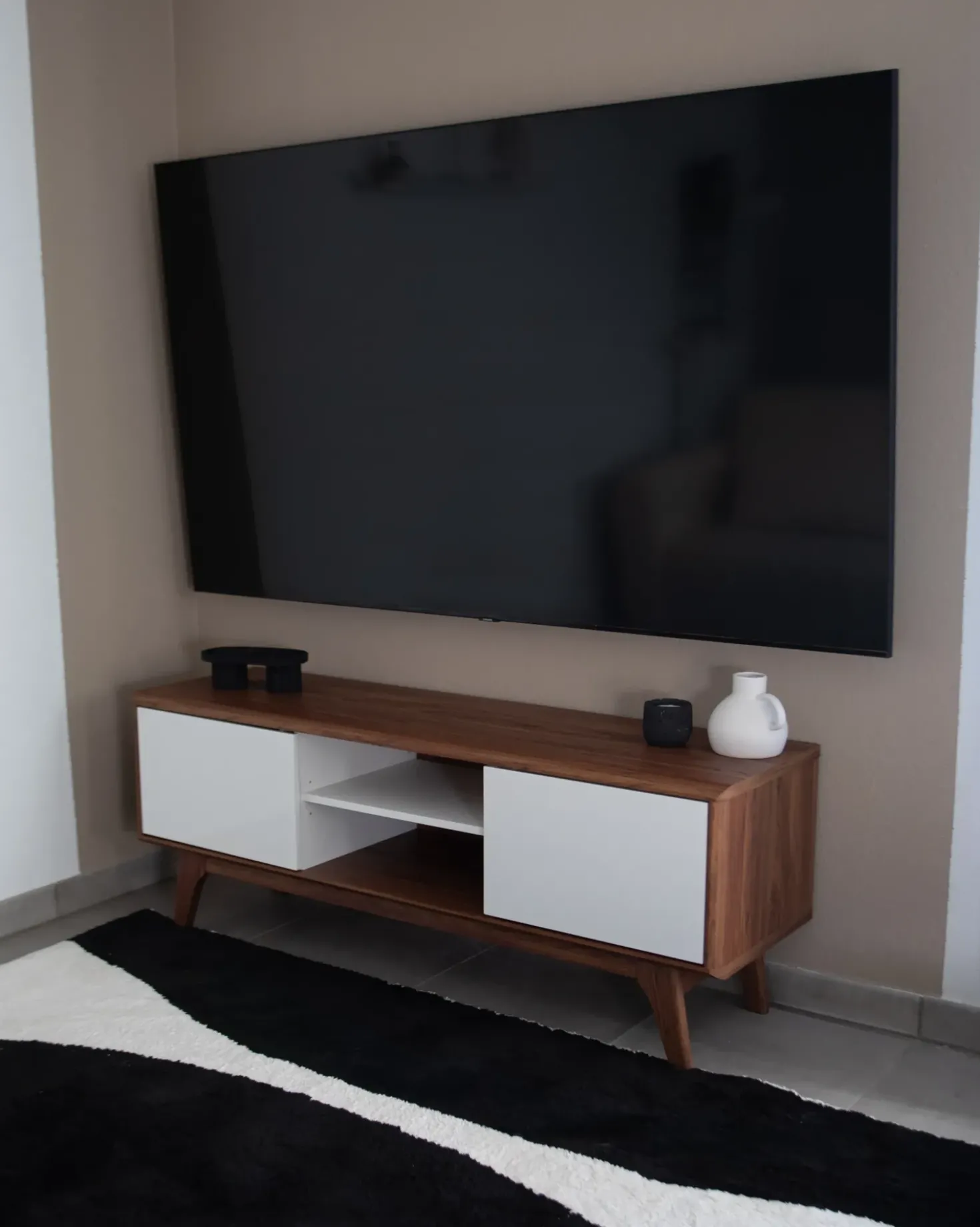 Mobile TV ROCHESTER Marrone/Bianco