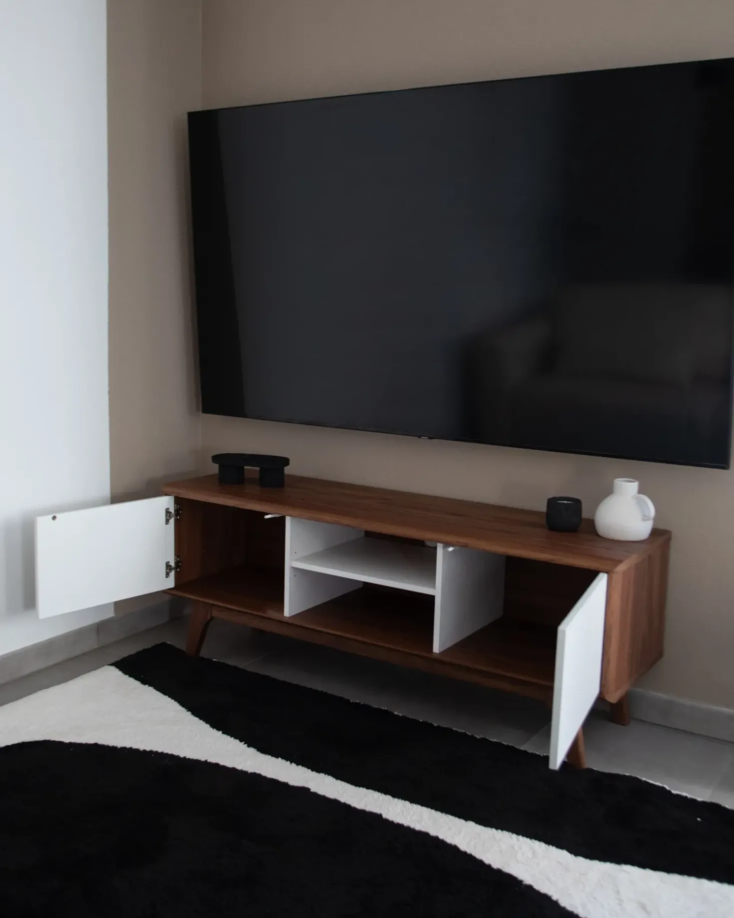 Mobile TV ROCHESTER Marrone/Bianco