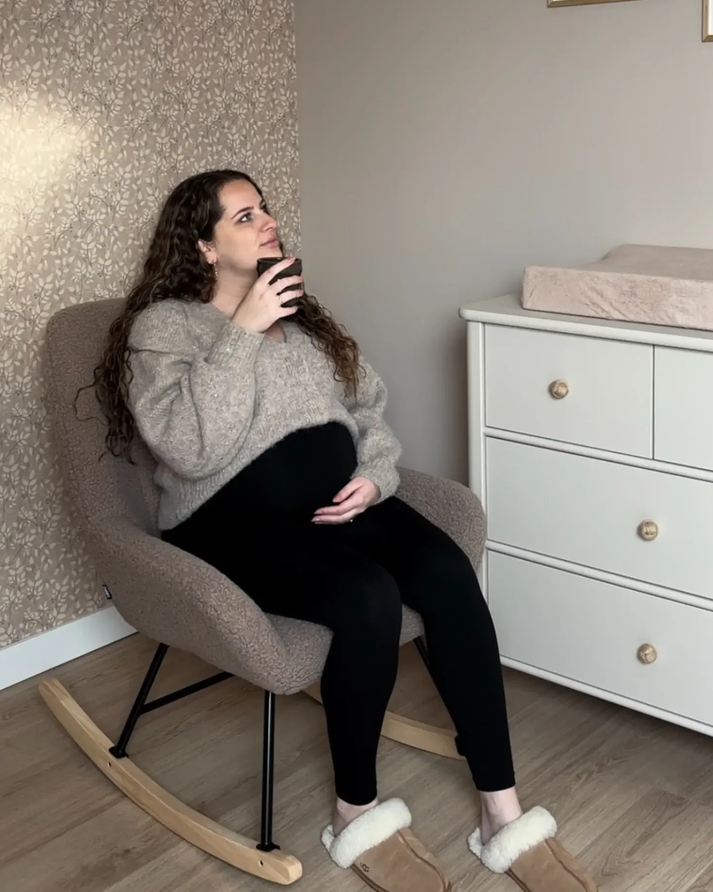 Poltrona a dondolo KINNO Bouclé Beige