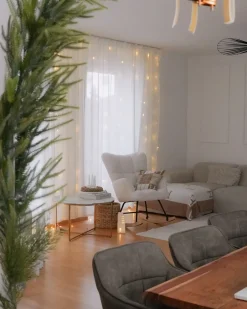 Poltrona a dondolo OULU Bouclé Bianco