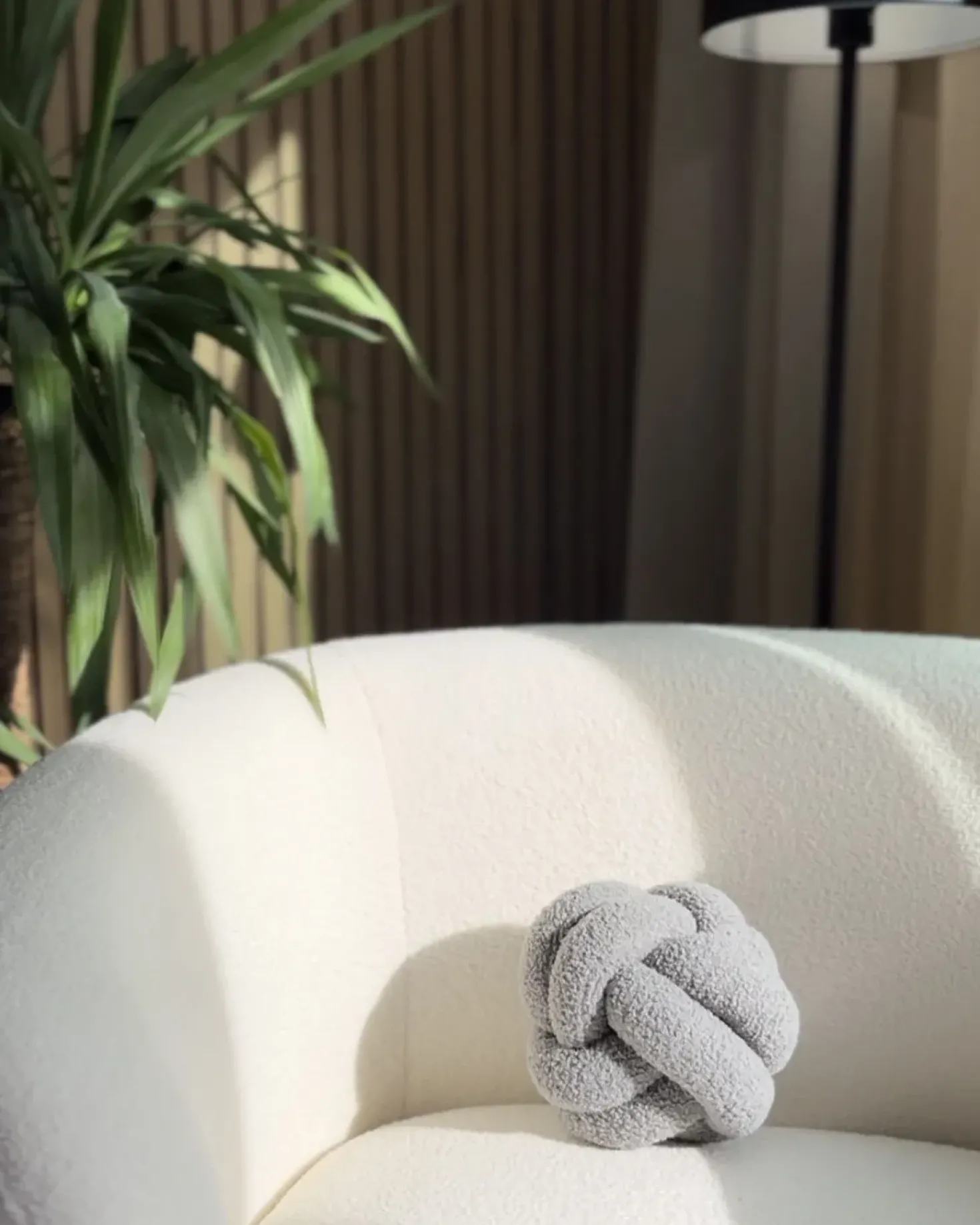 Poltrona LOEN Bouclé Bianco