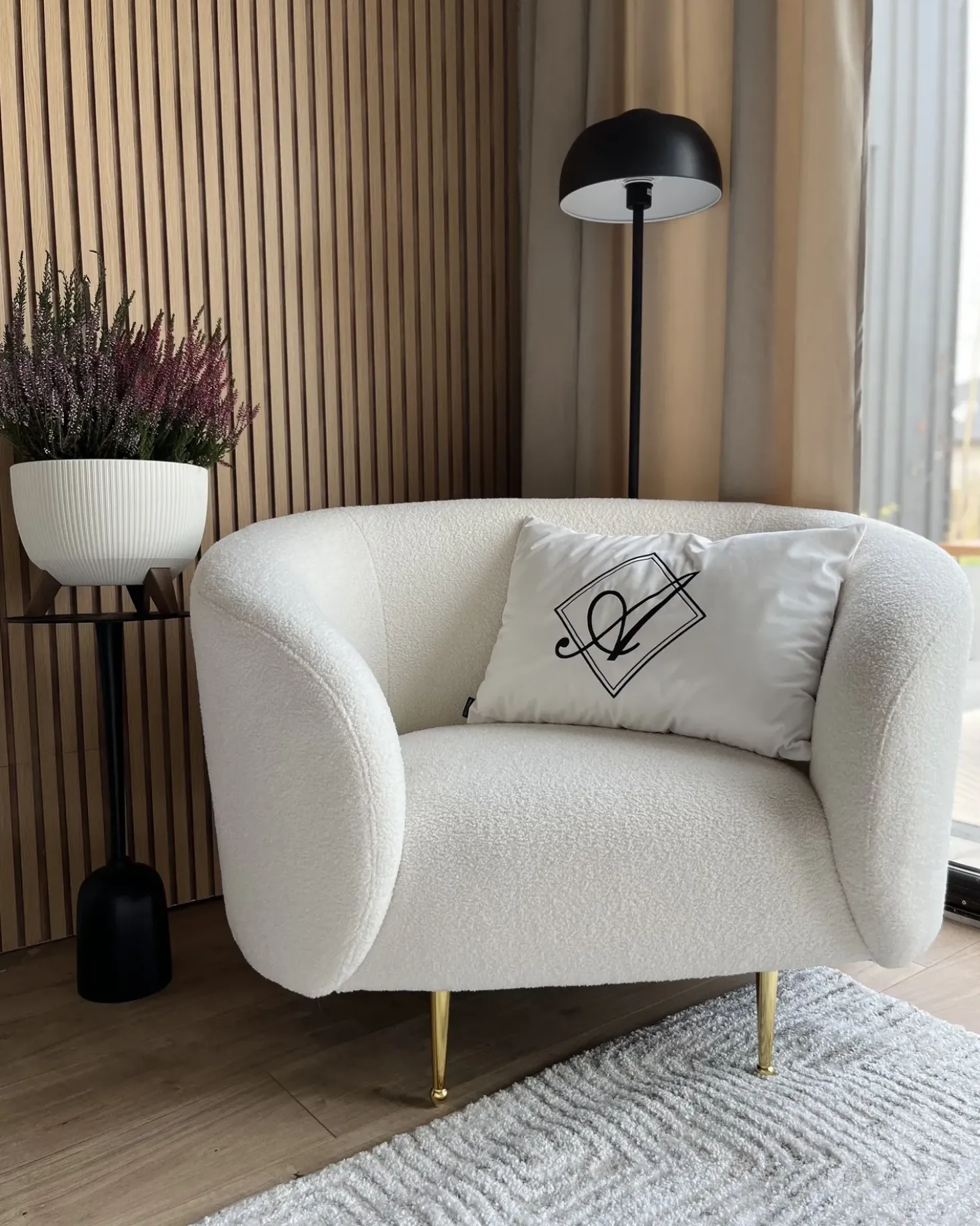 Poltrona LOEN Bouclé Bianco