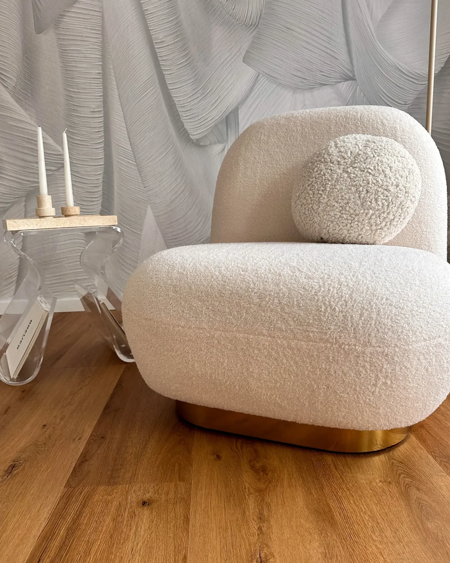 Poltrona LOVIISA Bouclé Bianco