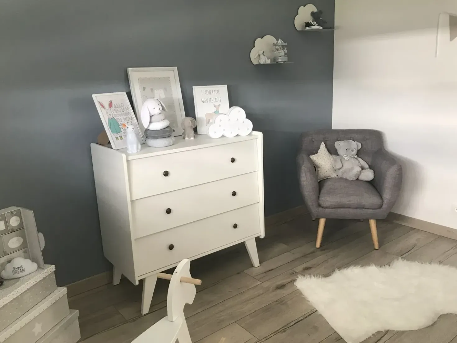 Poltrona MELBY Tessuto Grigio chiaro