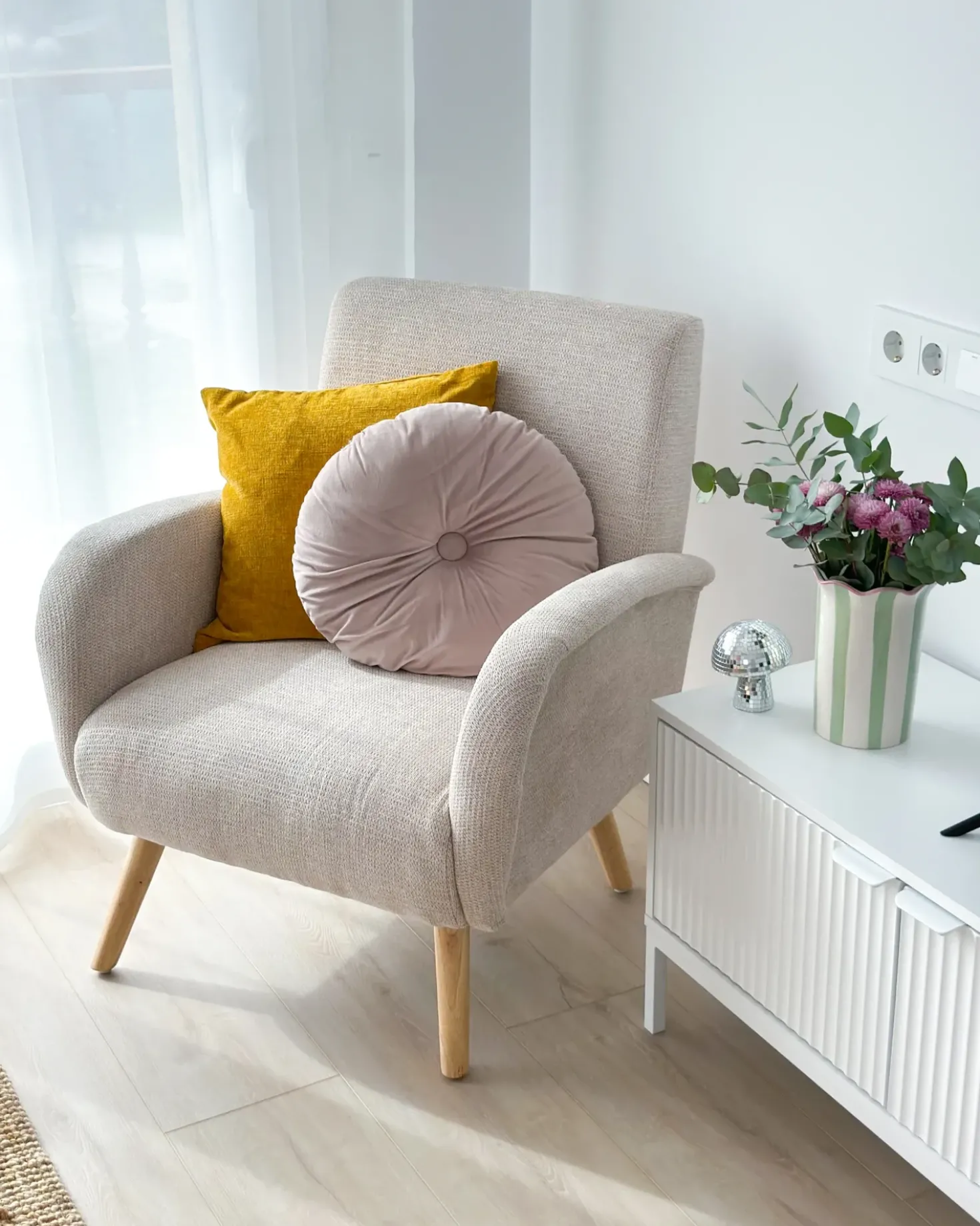 Poltrona PLASSEN Tessuto Beige chiaro