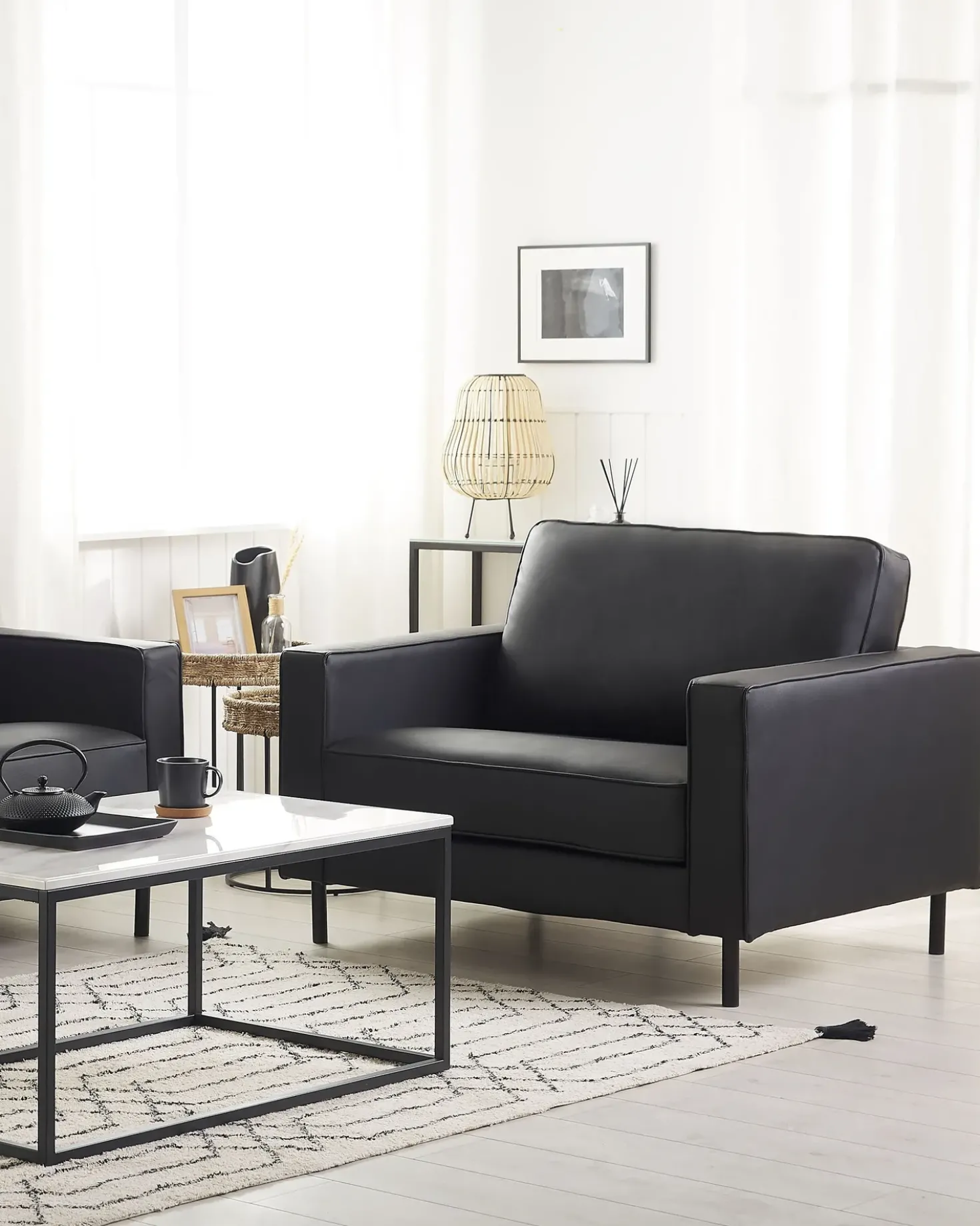 Poltrona SAVALEN Pelle naturale Nero