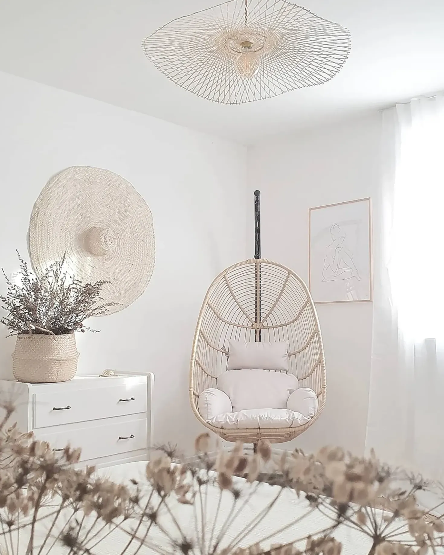 Poltrona sospesa con supporto da pavimento CASOLI Rattan sintetico (PE) Naturale