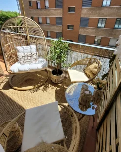 Poltrona sospesa con supporto da pavimento ALLERA Rattan sintetico (PE) Beige
