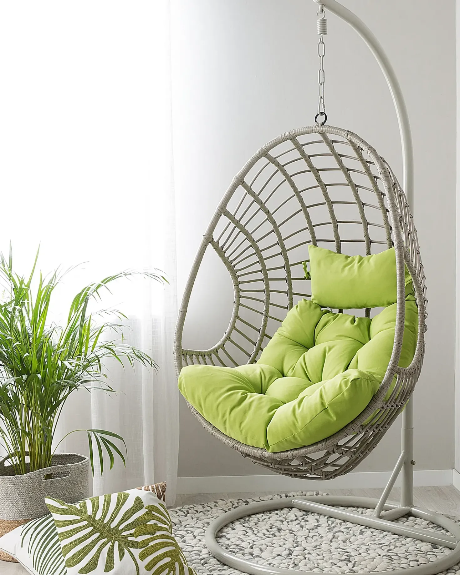 Poltrona sospesa con supporto da pavimento ARPINO Rattan sintetico (PE) Beige
