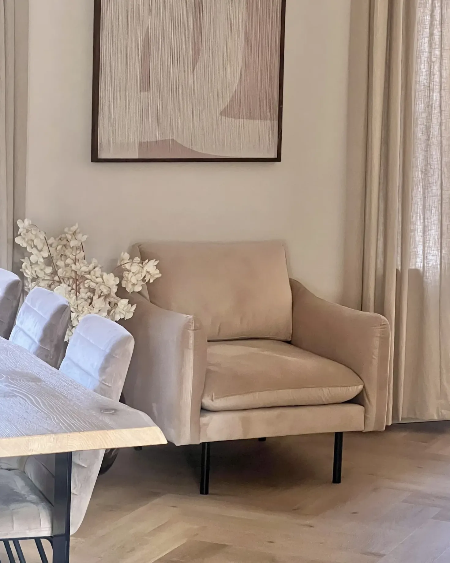 Poltrona VINTERBRO Velluto Beige
