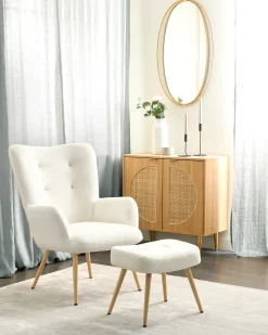 Poltrona Wingback VEJLE con poggiapiedi Bouclé Bianco sporco