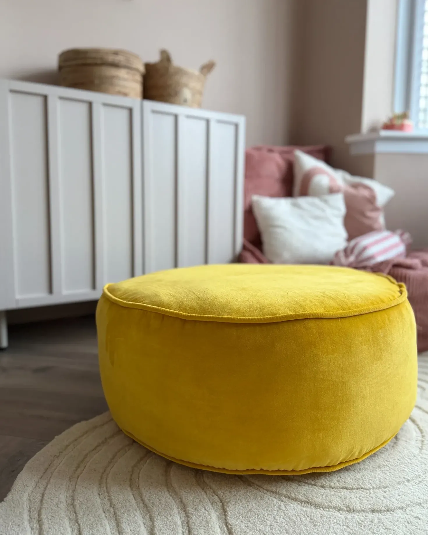 Pouf YULLE Velluto Giallo
