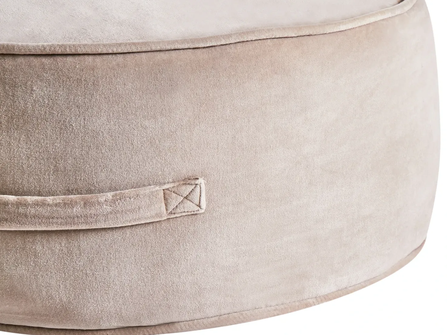 Pouf YULLE Velluto Marrone chiaro
