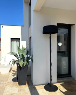 Riscaldatore a infrarossi da patio a piantana VARAZZE 1500 W Nero