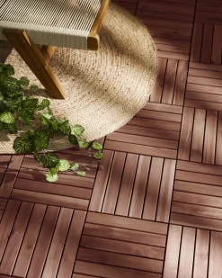 Rivestimenti e piastrelle da esterno ACCETTURA Legno di acacia certificato Marrone