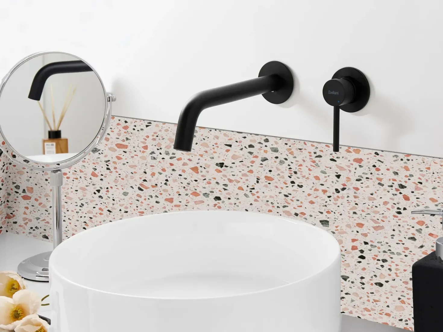 rubinetto miscelatore da parete per lavabo TRAFUL Ottone Nero