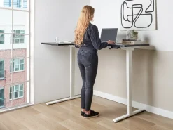 Scrivania angolare regolabile elettricamente DESTINES Nero/Bianco 160 cm 109 cm Lato Sinistro