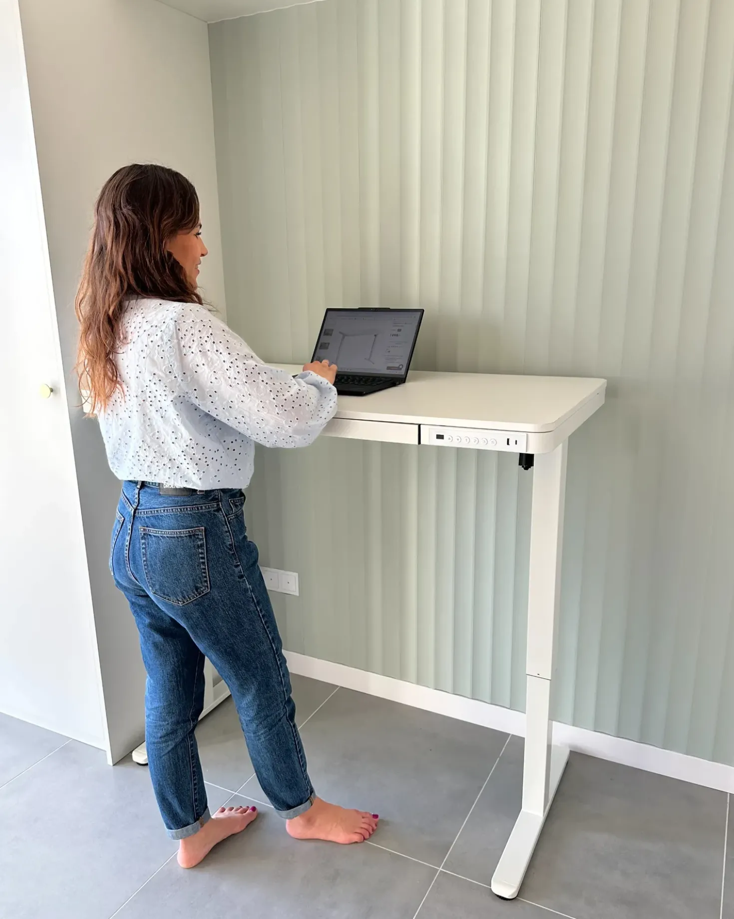Scrivania elettrica regolabile in altezza PENLY Bianco 120 cm 60 cm con porta USB