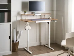 Scrivania elettrica regolabile in altezza WILBANKS Marrone chiaro/Bianco 120 cm 60 cm con porta USB