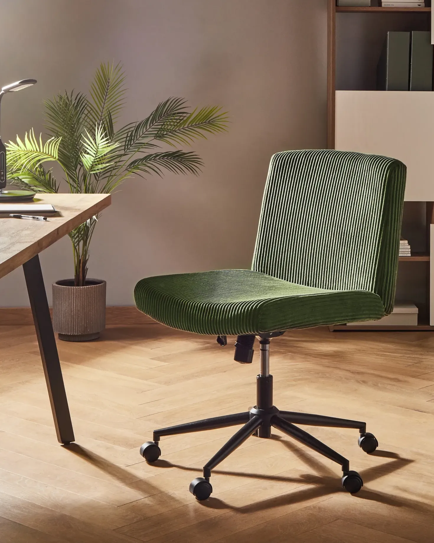 Sedia da scrivania GEDDES Velluto a coste Verde