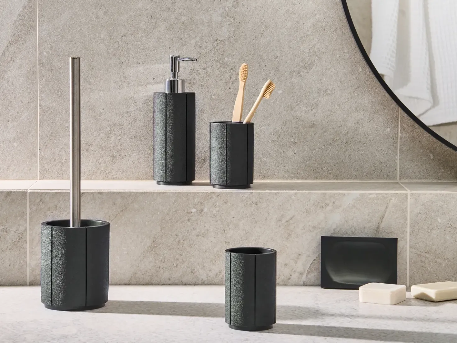 Set da 5 accessori per il bagno HUALLAGA Nero