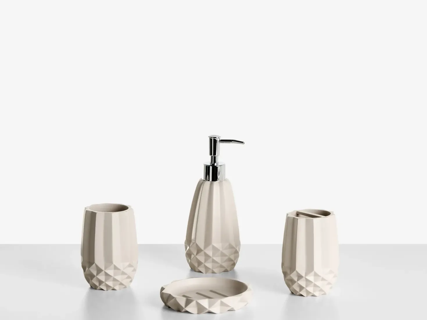 Set da 5 accessori per il bagno SAMIRIA Beige