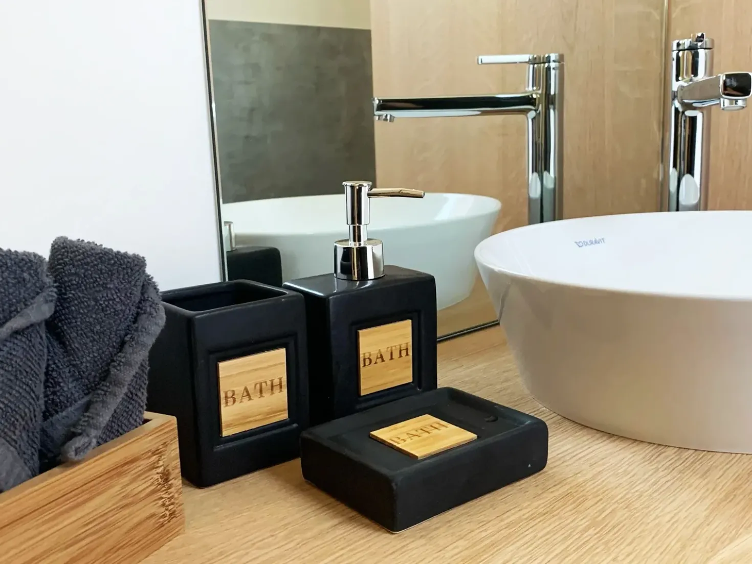 Set da 4 accessori per il bagno KOUROU Ceramica Nero