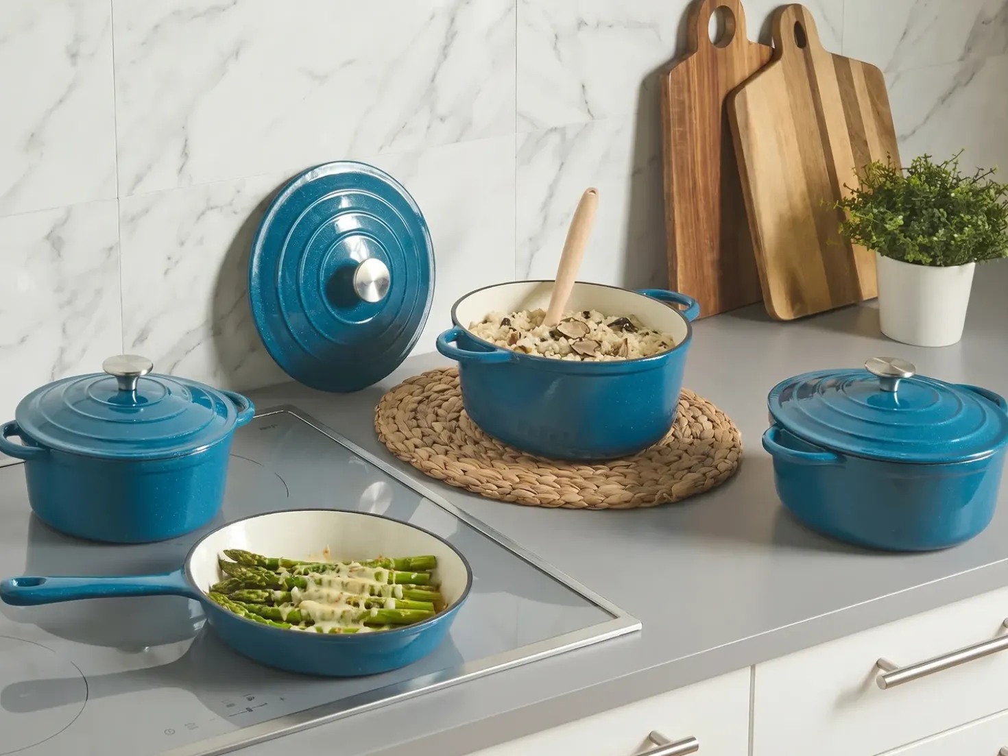 Set da 7 pezzi in ghisa CASTORA Blu