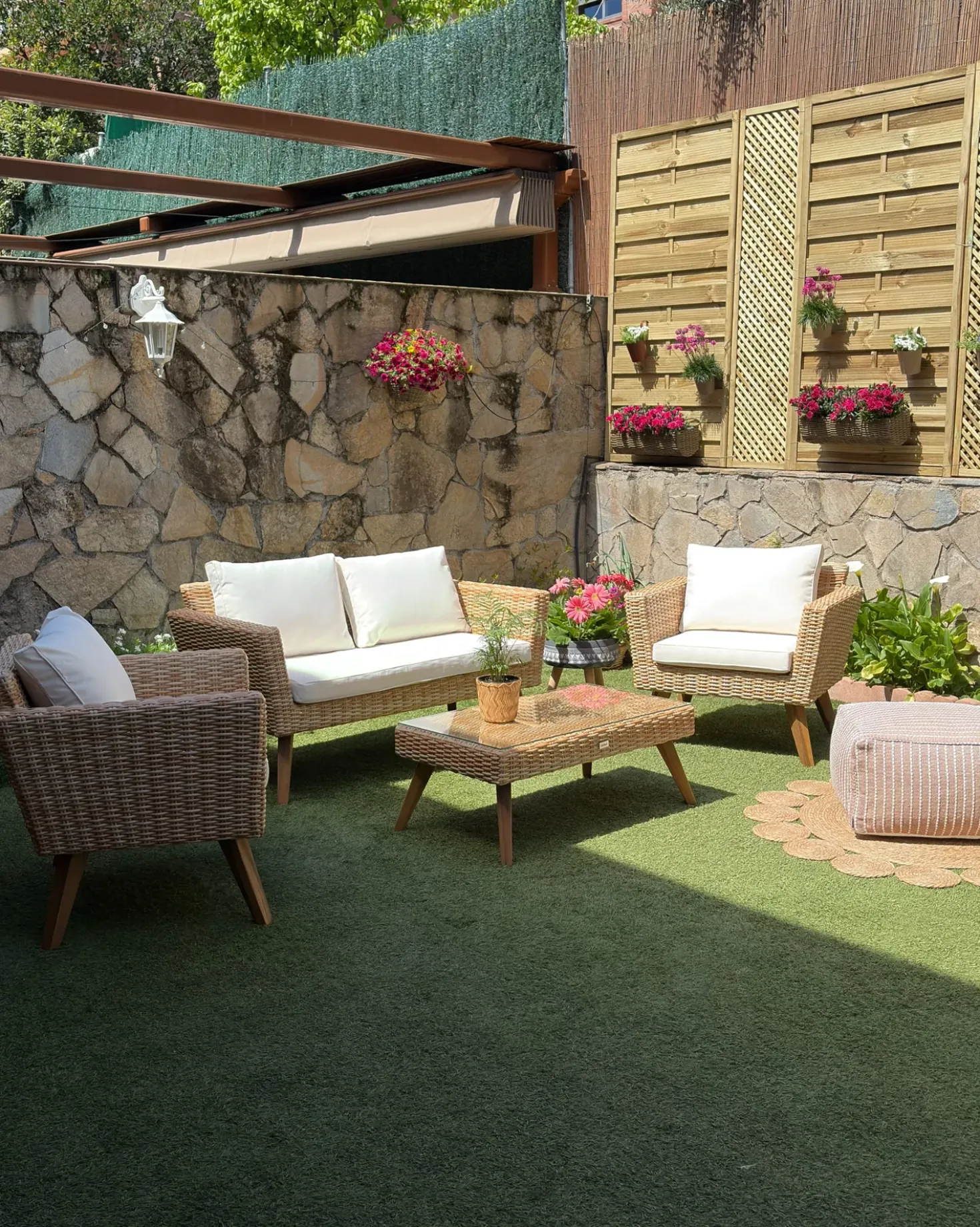 Set da giardino con tavolo 4 posti VITTORIA Rattan sintetico (PE) Bianco sporco