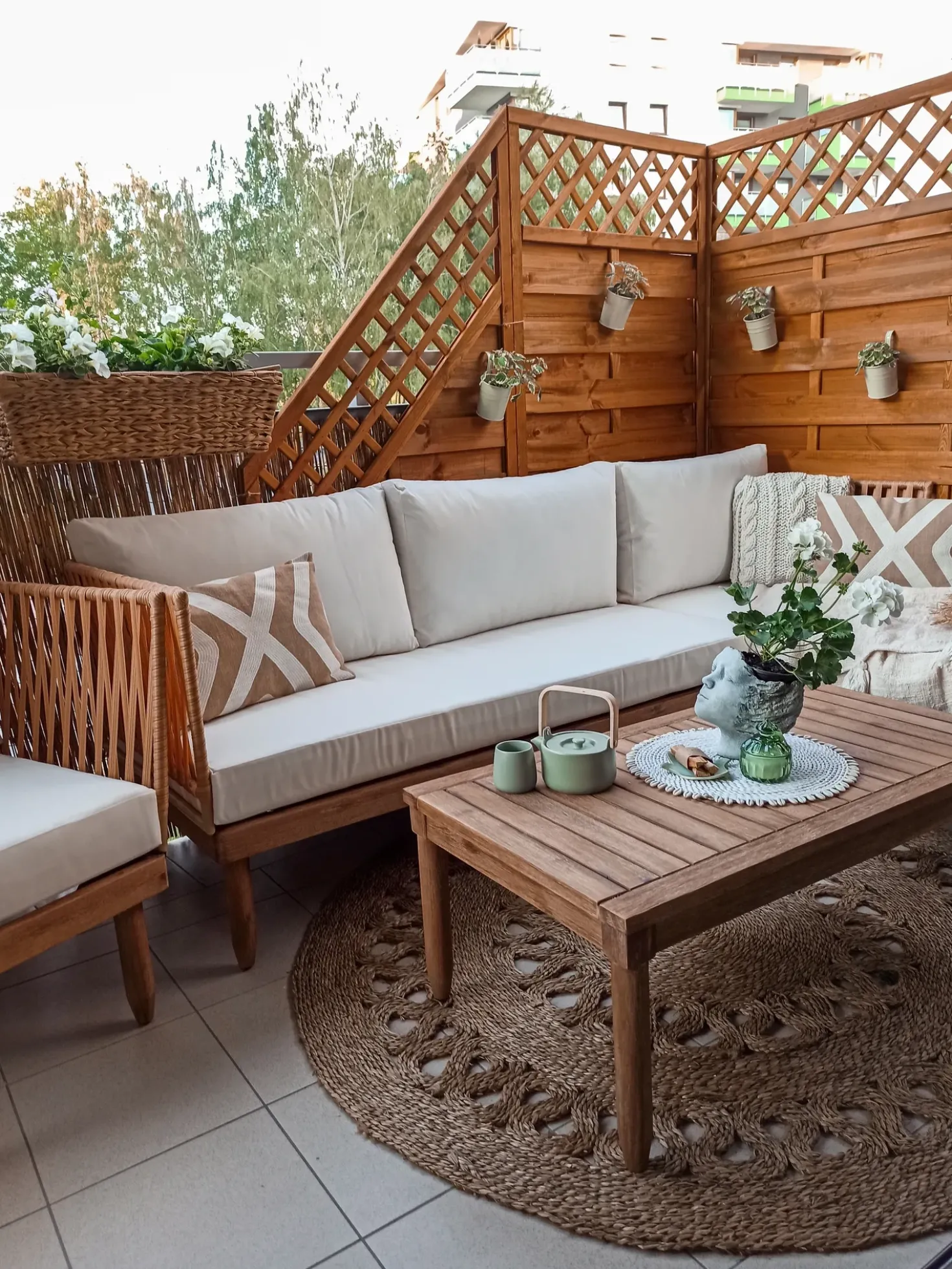Set da giardino con tavolo 4 posti CREMONA Lato destro Legno d'acacia Bianco sporco