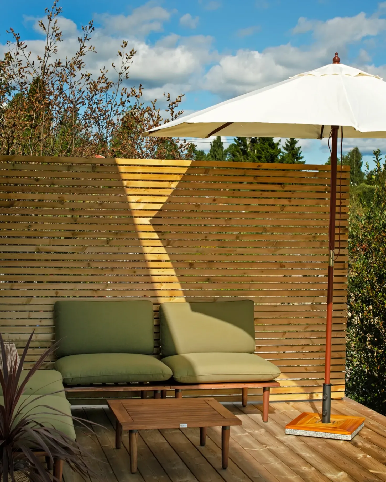 Set da giardino con tavolo 4 posti FRASCATI Modulare Legno di acacia certificato Verde oliva