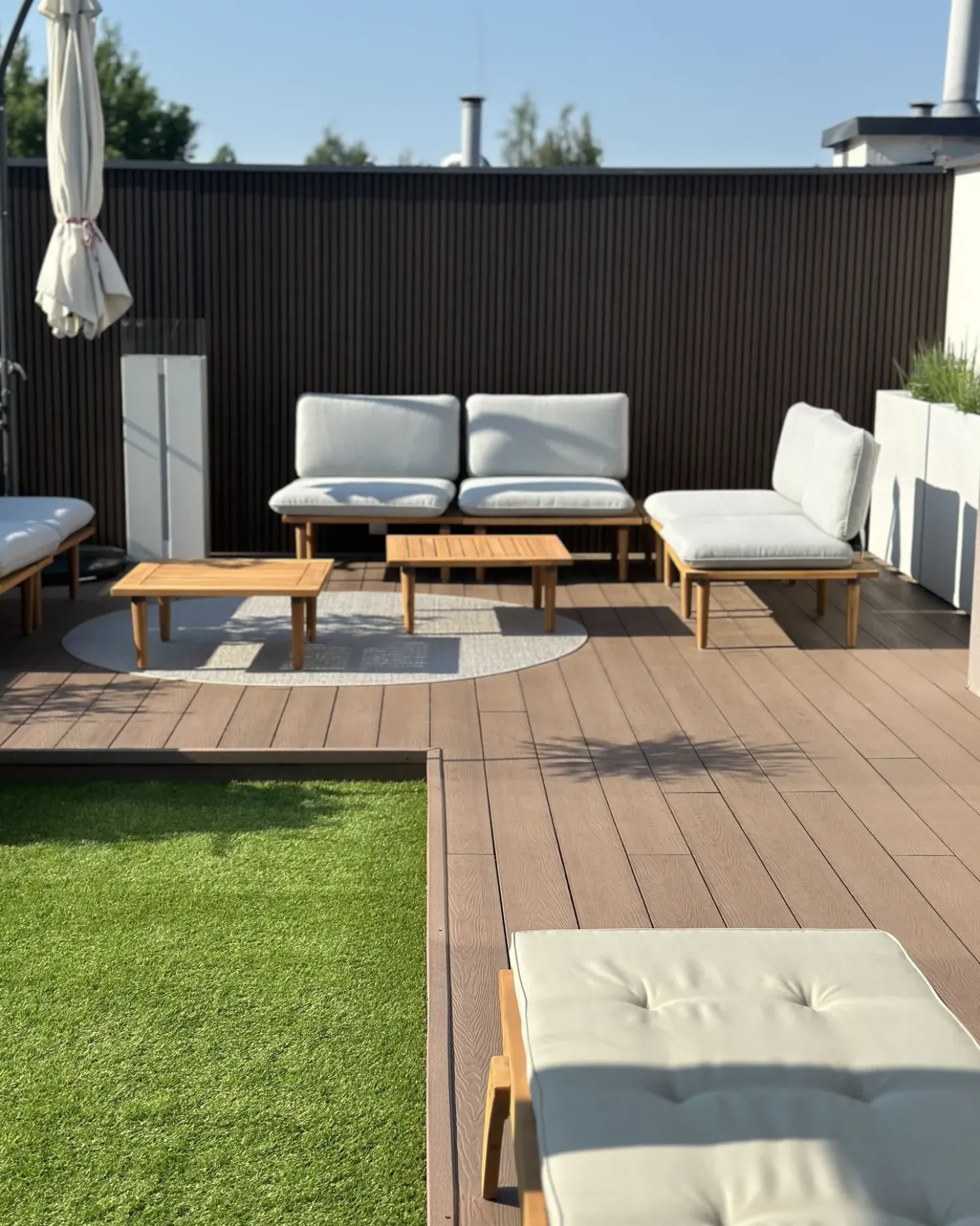 Set da giardino con tavolo 4 posti FRASCATI Modulare Legno di acacia certificato Grigio chiaro