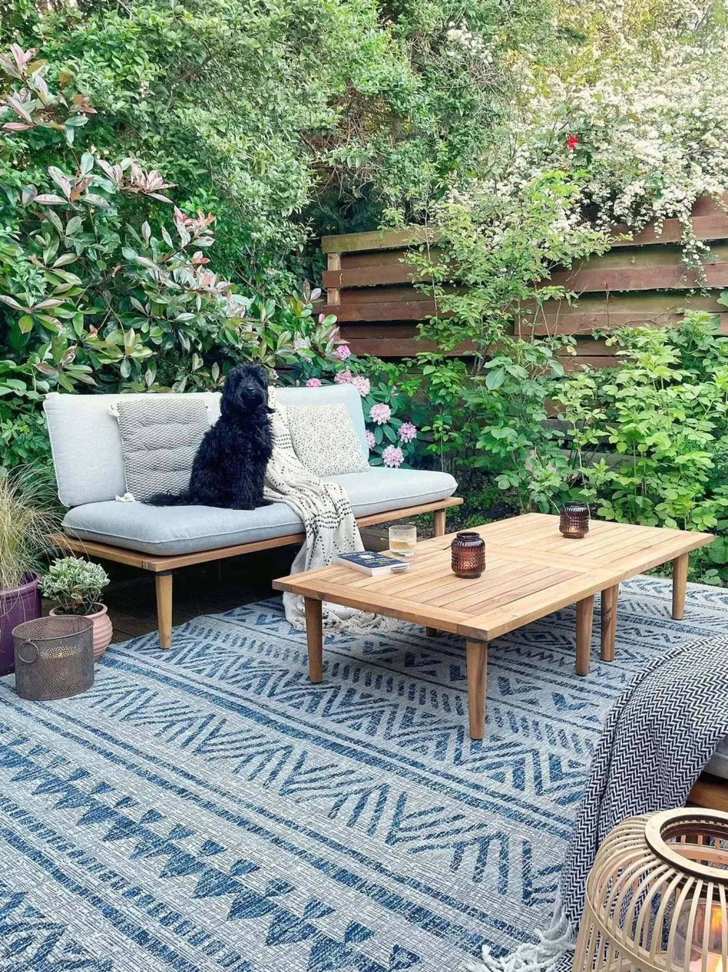 Set da giardino con tavolo 4 posti FRASCATI Modulare Legno di acacia certificato Grigio chiaro