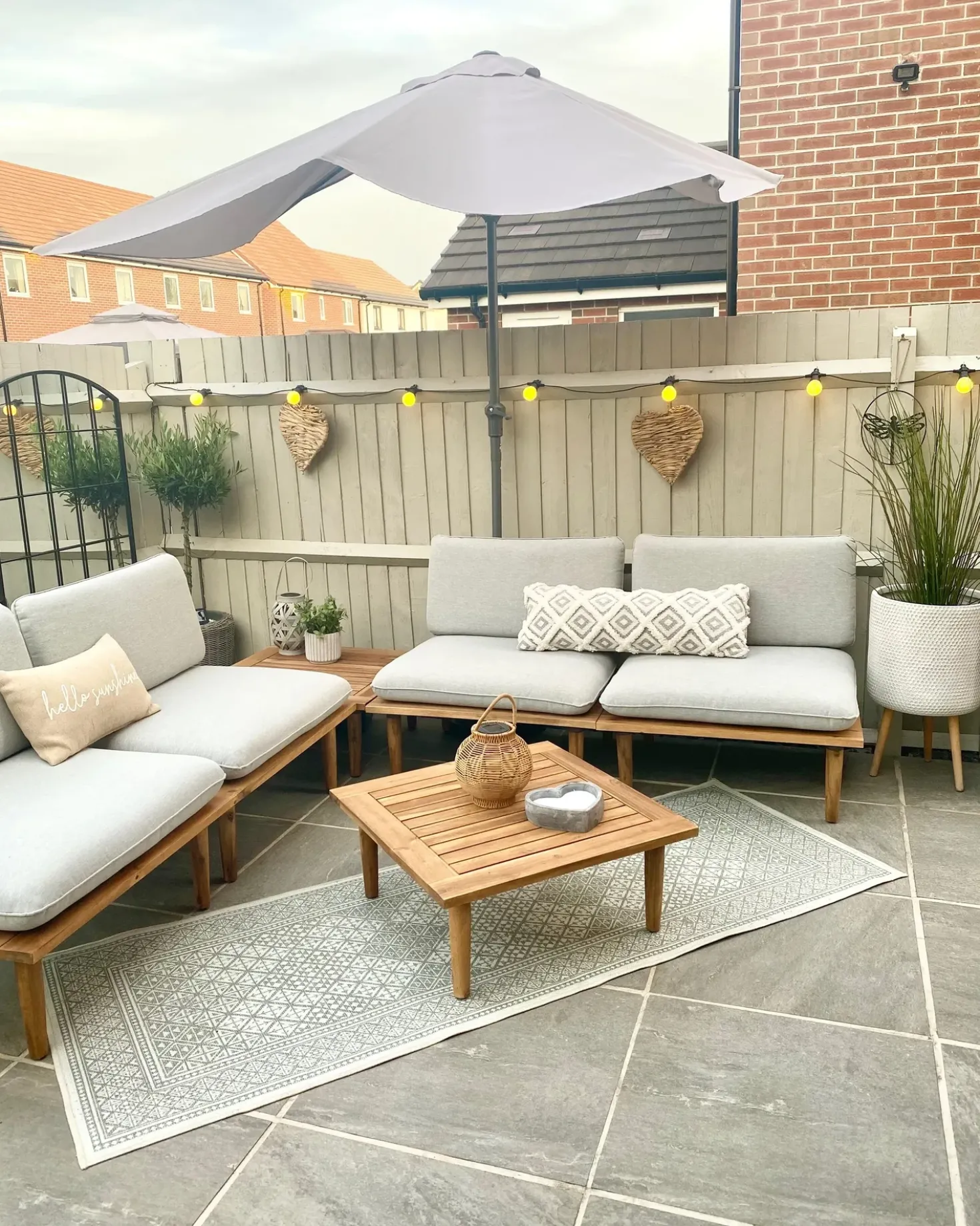 Set da giardino con tavolo 4 posti FRASCATI Modulare Legno di acacia certificato Grigio chiaro