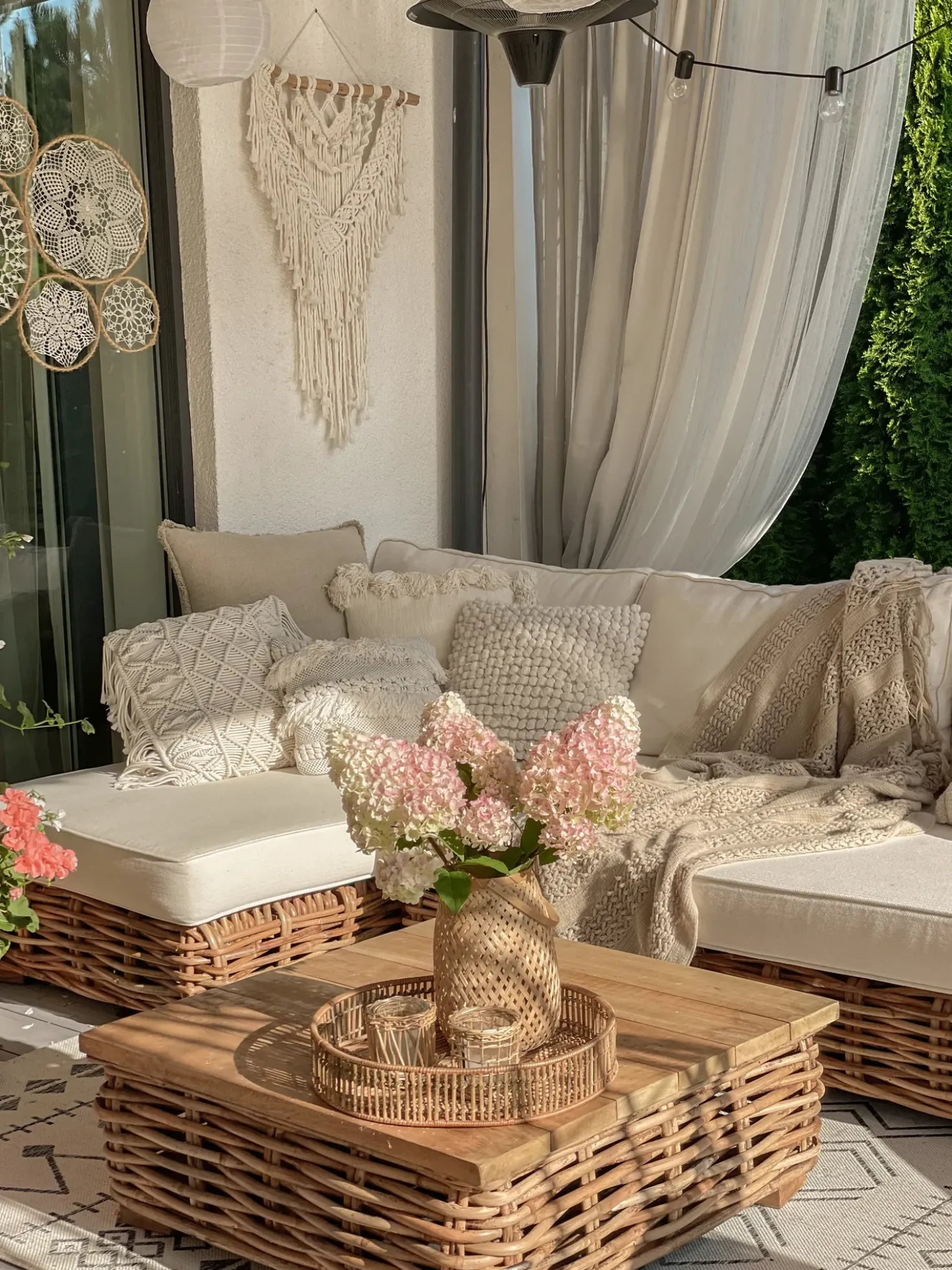 Set da giardino con tavolo 4 posti VARALLO Lato destro Modulare Rattan Naturale
