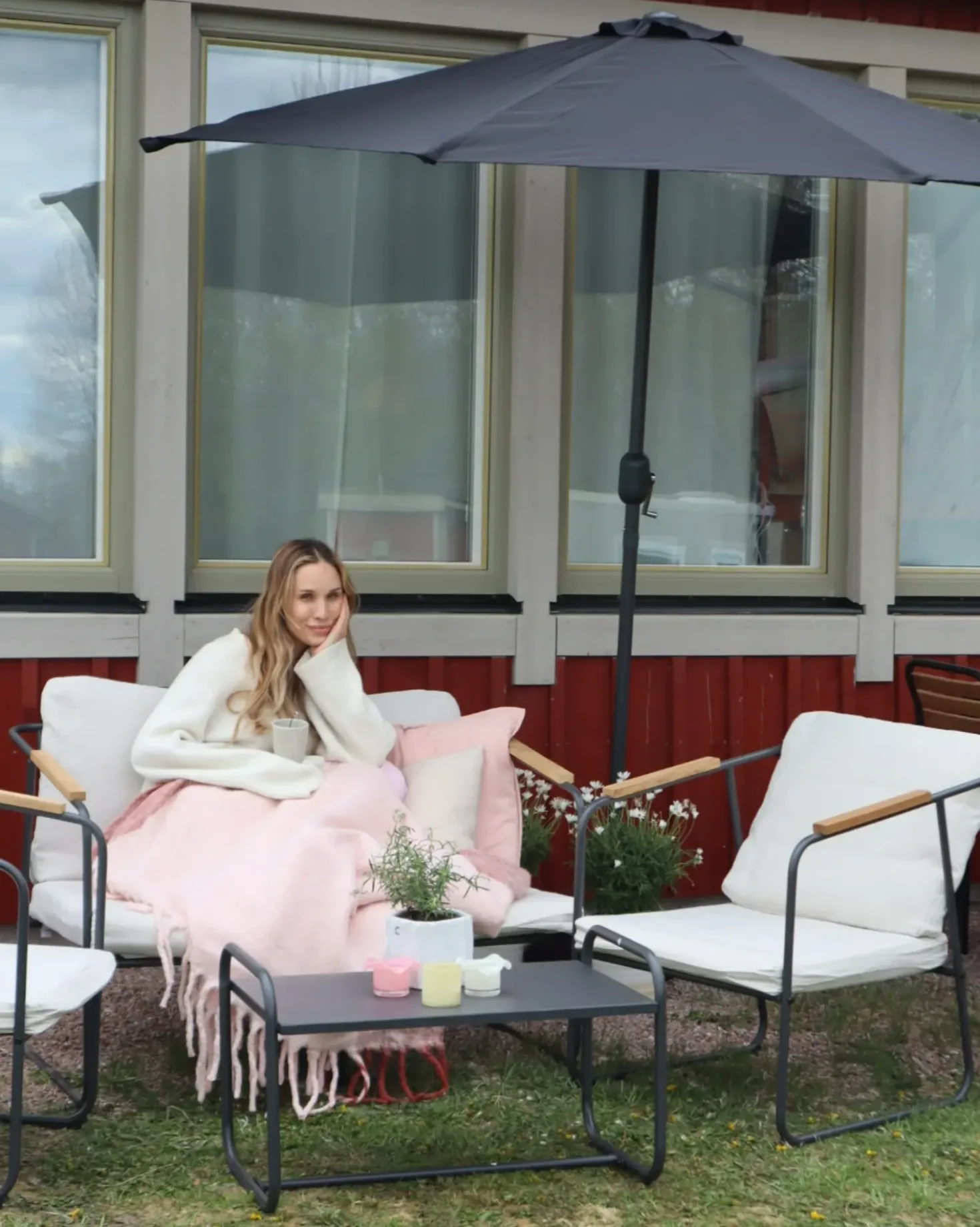 Set da giardino con tavolo 4 posti VEZZANA Metallo Beige chiaro
