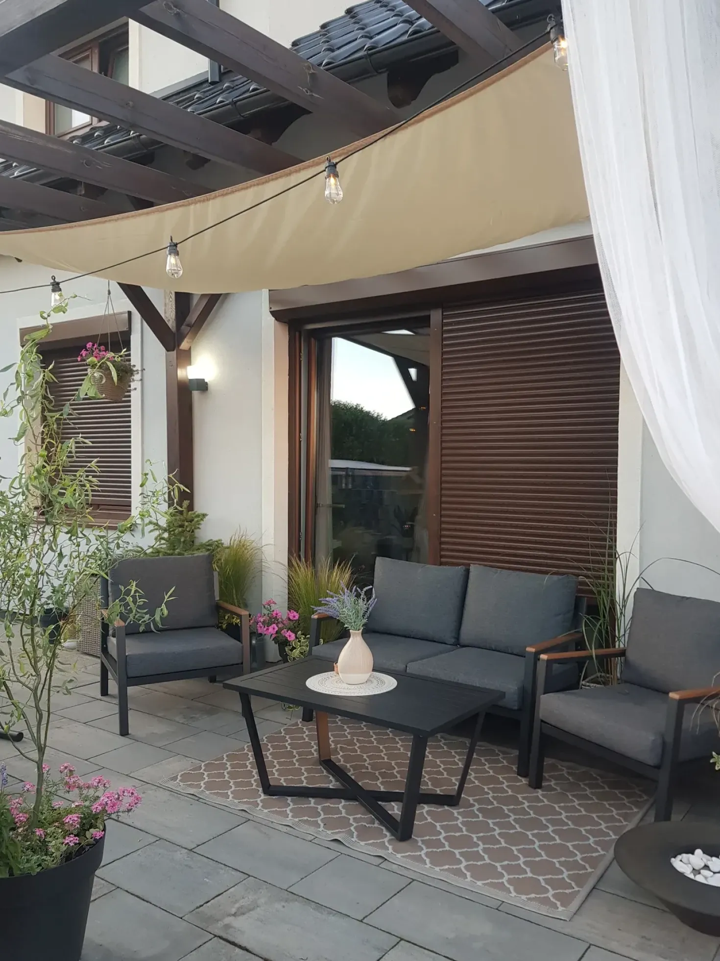 Set da giardino con tavolo 4 posti DELIA Metallo Grigio