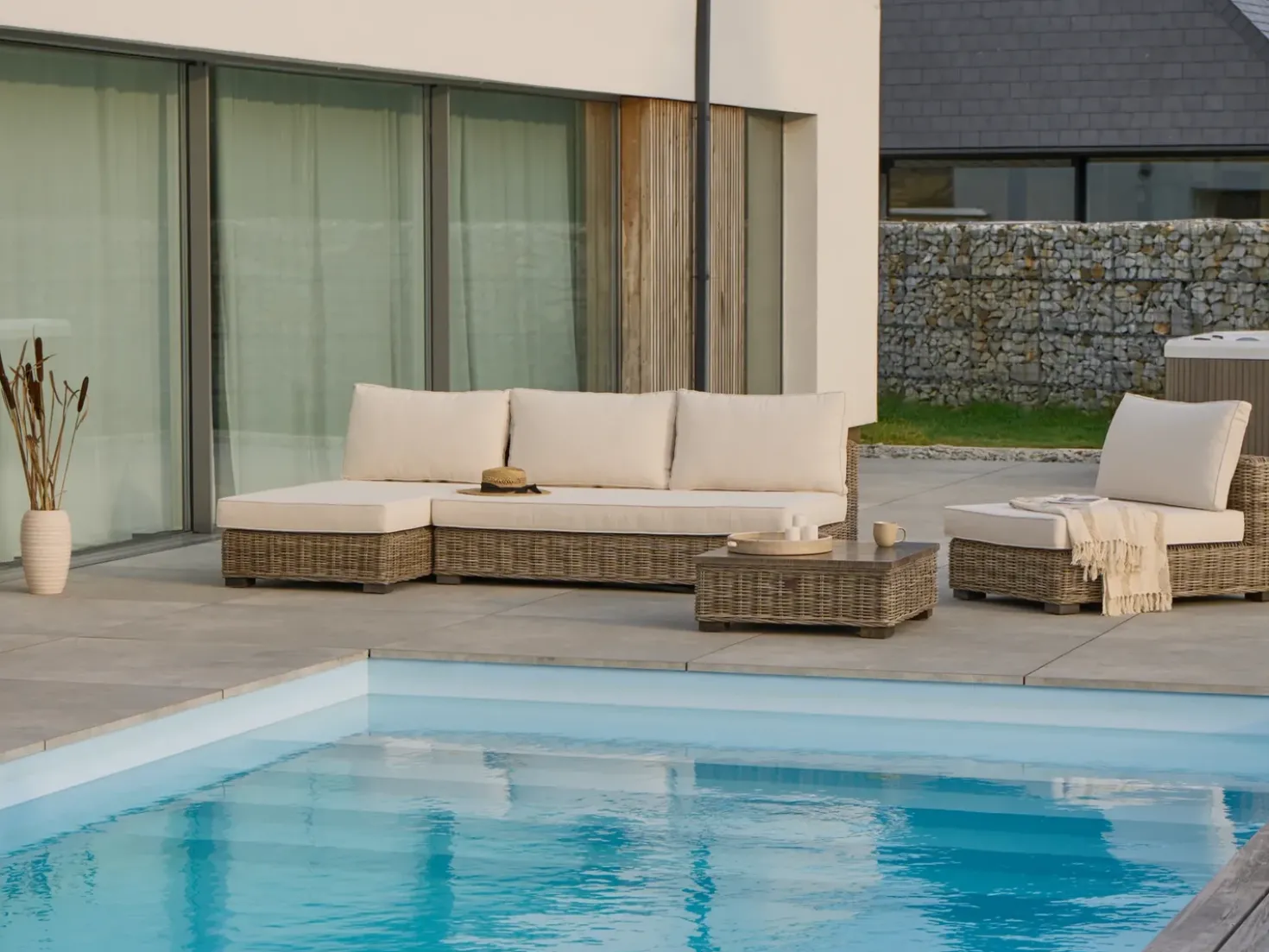 Set da giardino con tavolo 4 posti VARALLO Lato destro Modulare Rattan Grigio