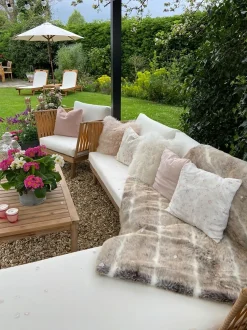 Set da giardino con tavolo 4 posti CREMONA Lato Sinistro Legno d'acacia Bianco sporco